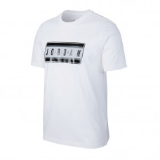                                   Nike Jordan Sticker Crew t-shirt 100